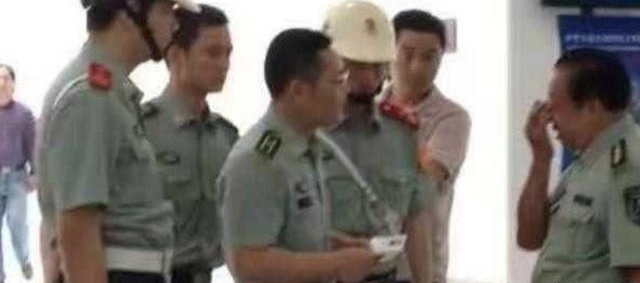 冒充军人就算了,还敢组建“军队”,解放军一窝直接端掉