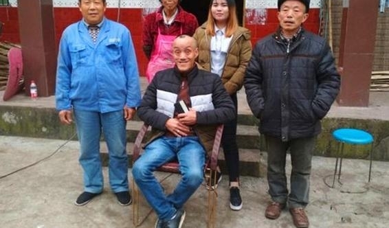 50�굥���У�ȴ������Ԫ�����ֲ������ŵ�һ�����죬������ʲô��