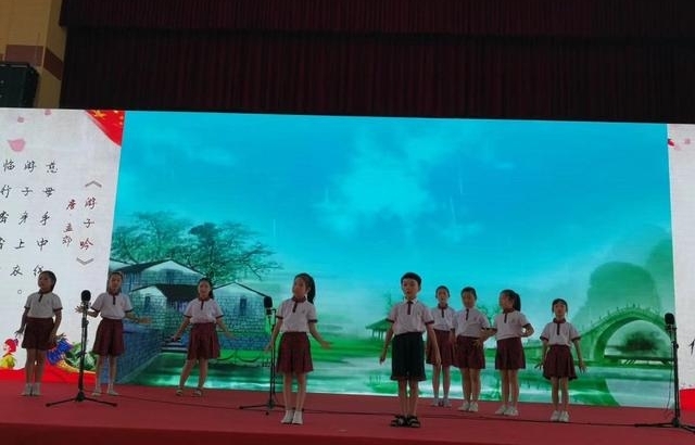 ���ݵ��壺�ж����ľ��� ���ж����Ļ�