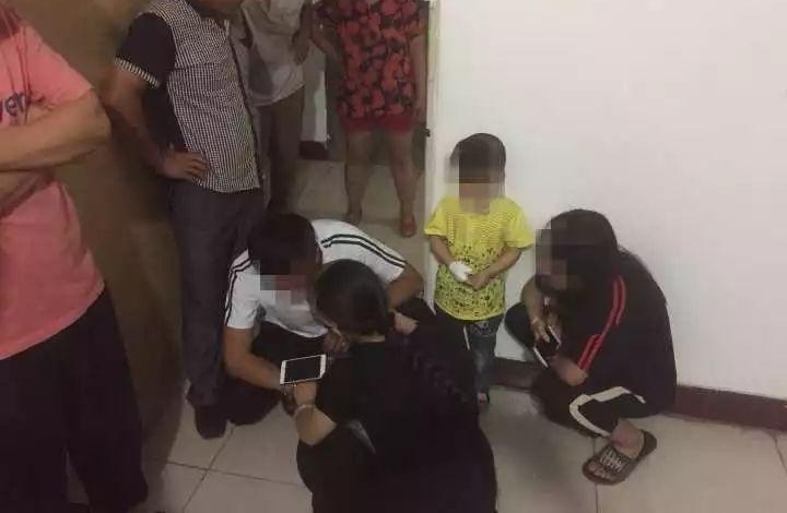14岁女儿跟着陌生男人走了!母亲急哭,整夜无法入睡!结局却让人一声叹息