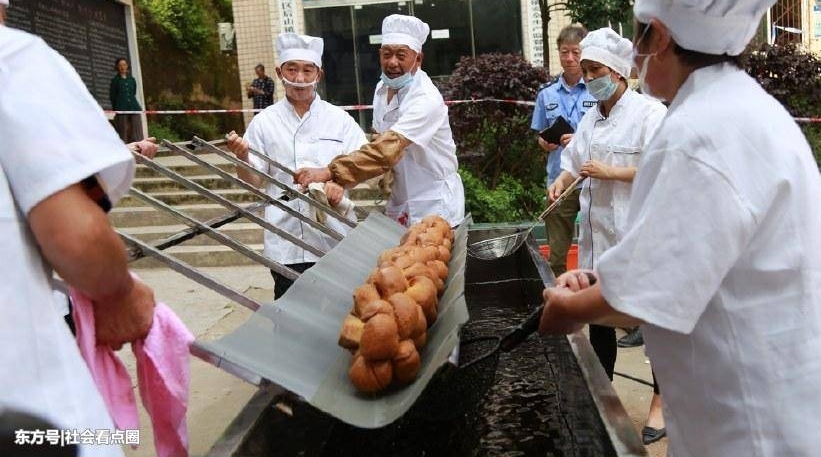 ������2�׳����黨��30�����300����ը�ƣ����ѣ���ô����