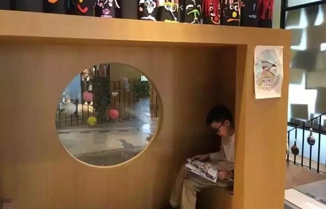 �����׸���������ͼ��ݿ��ݣ�4000���ͼ�飬��ѽ��ģ�