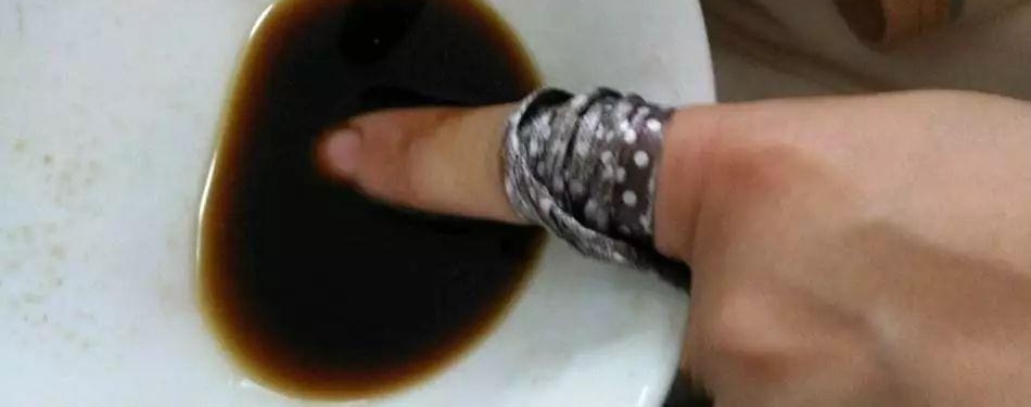 昨天大埔一条大蟒蛇吃了三只鸡,洲瑞隔壁的蟒蛇准备吃羊…