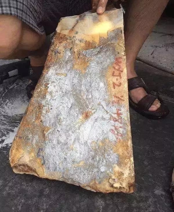 Ƿծ�㵽���4�꣬ȴ��Ϊһ���ʯ�����ű����½����磡