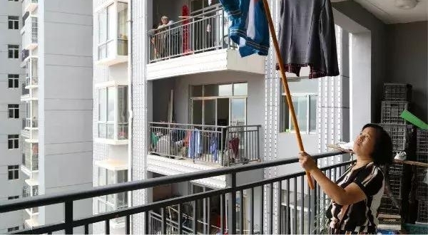 ���¼ң�Ų���ѣ�ס�·�������Խ��Խ���ã�