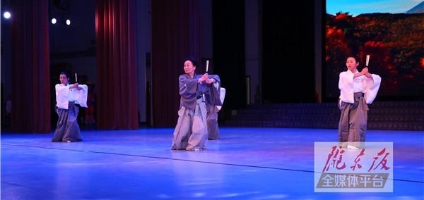 �й��������ձ���β�����Ļ�����ר���ݳ�����
