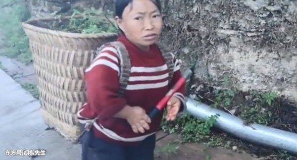 34岁村妇身高0.8米,丈夫对她不离不弃,两人辛苦奋斗