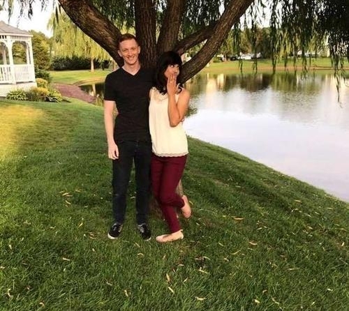 23张「背后故事让大家都哭到烧声」的照片