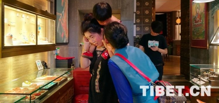 ʵ��|�ɶ��������֡�������Ư���غ����˵Ĺ���