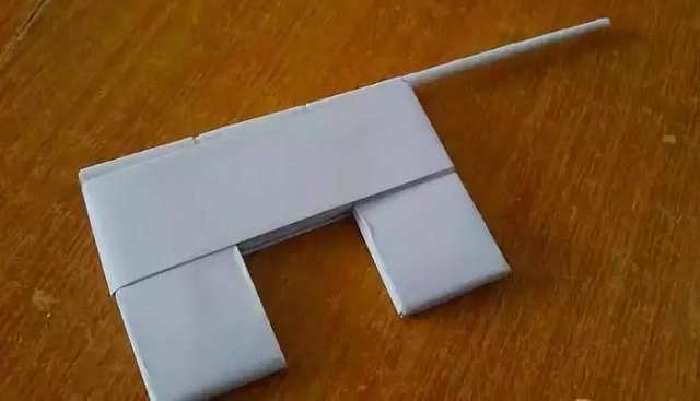 ר���ں����˵�ͯ����䣬�����������Ӱ�ӣ�