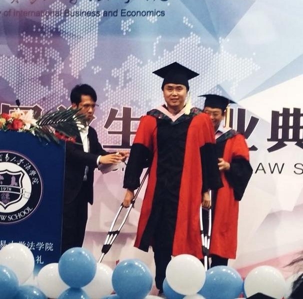 大学毕业典礼一流致辞的九个标准