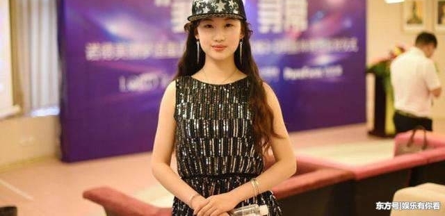 19��Ů�����˼��˷��Ի�Ǯ���ݣ�ֻΪ��ú͡�����ơ�һ��Ư��