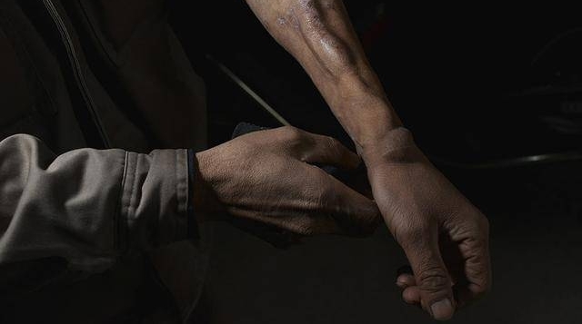80���ү��������������ᣬ��Ⱦδ֪��������һ�ж���Ϊ�˶���