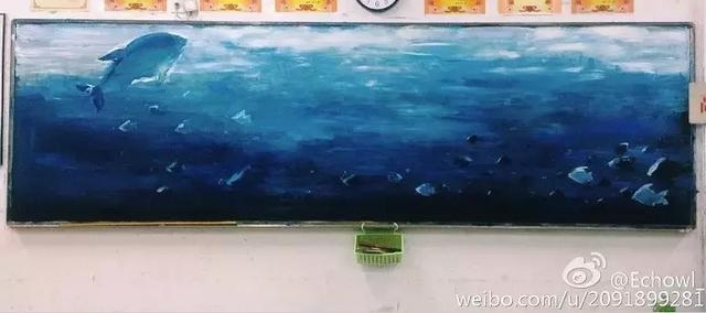 ��Щ00�󣬰Ѻڰ屨����������չ��