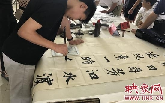 �����黭��������ī�롰ī���鷨չʾ�������߹�����һ������