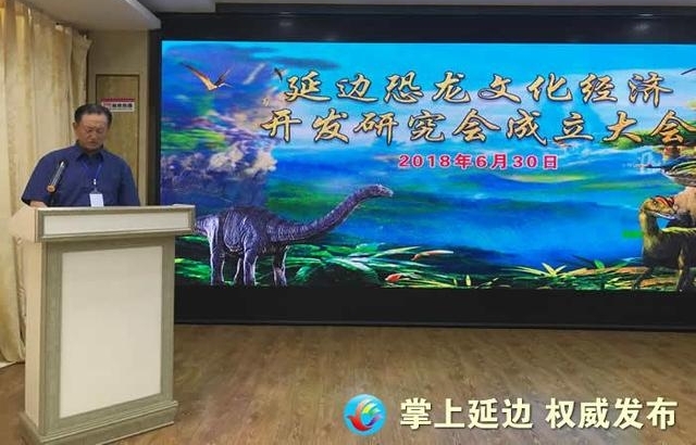 �ӱ߿����Ļ����ÿ����о�����ʽ����