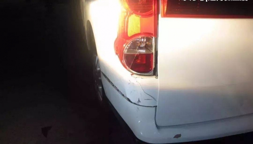 Ů˾����ҹ�ݳ����£�Ϊʡ6000Ԫ������...�н������ߺ���