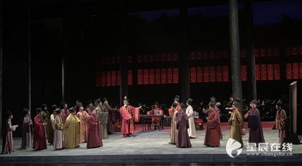 24小时精彩倒计时!《爱莲说》7月4日晚在梅溪湖进行首次彩排