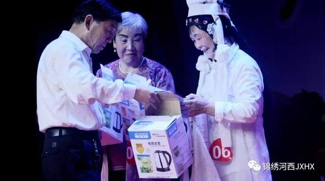 ��ƽ�к������ϵ�����Ϸ��Ʊ�Ѵ���Ԥ�������������߳�������Ϯ
