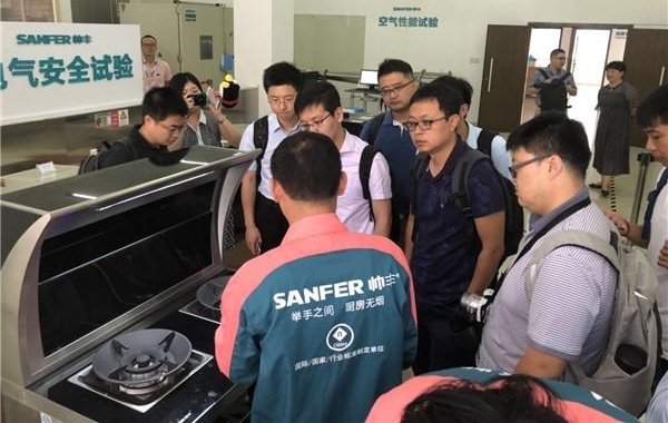 中国集成灶行业考察行|用产品科技改变生产方式 帅丰的厨房美好时代