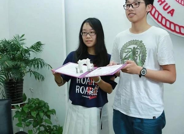 清华把首封新生录取通知书给了河南学子 快看通知书长啥模样
