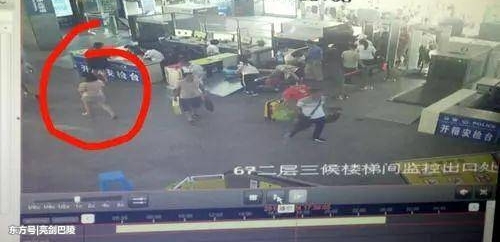 离奇失踪女孩已回岳阳!“雷叔叔真是个好人!”感谢大家!
