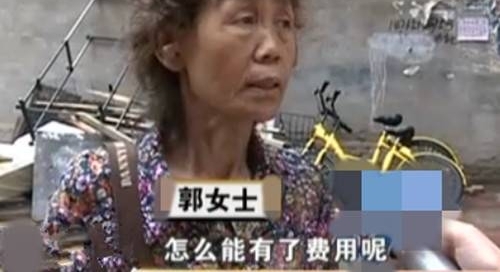 家里半年没人住,供电局却说欠电费 女子:我要看看是谁在偷电