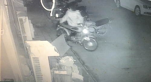 ����͵���±��� ͽ��15Сʱ�ձ�ץ