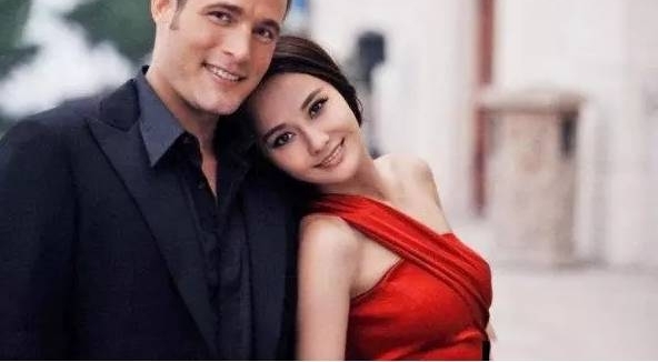 中国女人嫁外国男人,为何如此轻易的俘获女人心?看这几点就明白