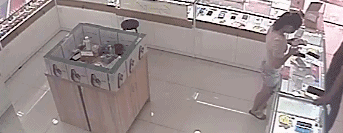 ҹ�� | ����ס�Ƶ����²��ø��������Ƶ걨�� | ����͵�ֻ������ã� �ص��õ�Ա��