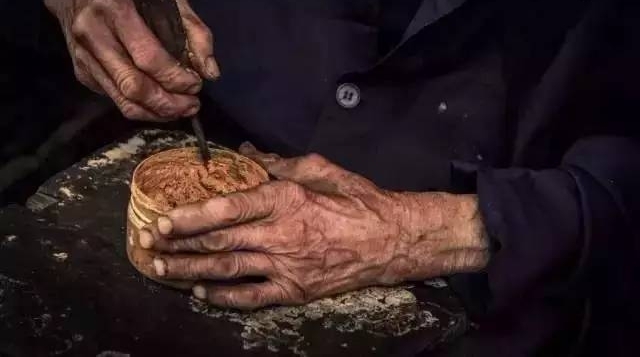 �й���ȱ�ٹ�����ȱ���ǶԹ���������