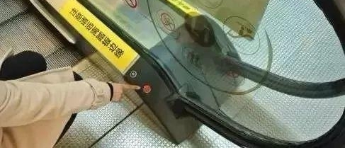 自动扶梯“生吞”了一个大男人!看完视频,上万网友脊背发凉……