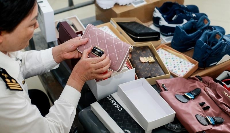 LV��Cartier���������ذ�������Ȩ��Ʒ11.7���