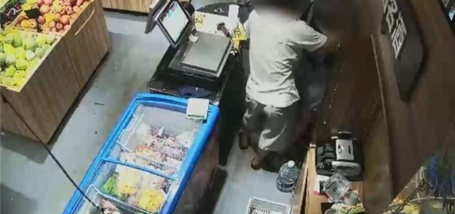 ���Ƶ곤��Ȼ���Ů��Ա��������� ������ô��