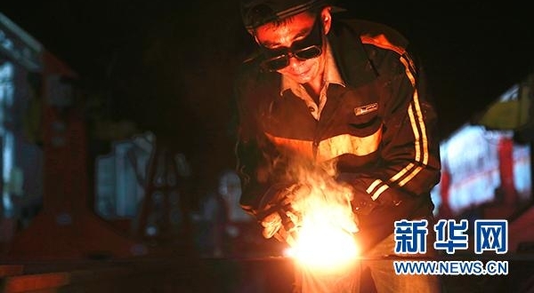 确认过眼神,这就是今年夏天最美的脸……