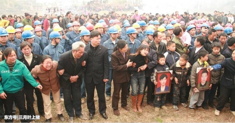 除冰英雄59米高铁塔坠落牺牲,儿子免费入学妻子获高工资工作