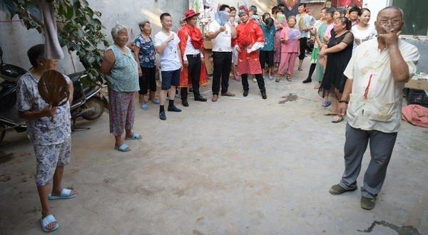 ����֮�ϣ�����˫��̥�ֵܣ�ͬ�컨��ӭȢ���û�