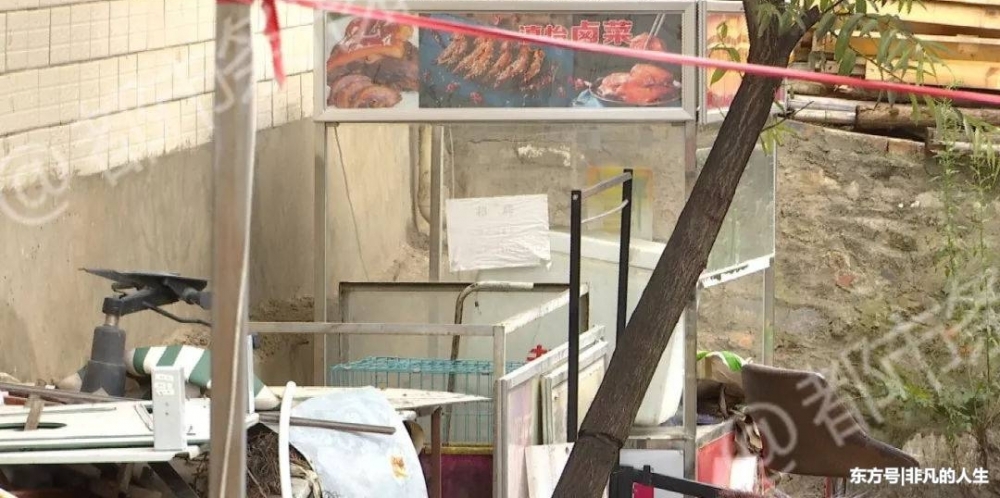 作呕!污水横流、垃圾遍地,这个送水点还“跨界”做卤肉