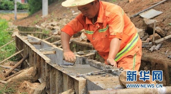 确认过眼神,这就是今年夏天最美的脸……