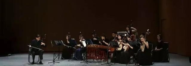 ���ɹŶ����������չ�������ٰ�����֮�������ұ��϶������ֻ�