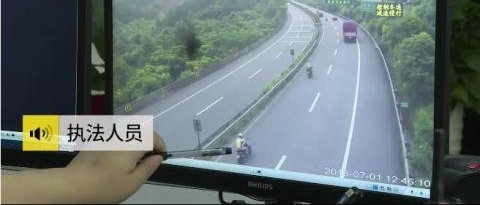 ����Ħ�жӸ���쭳��������ڳ����ԣ��������ư٣���������׷����