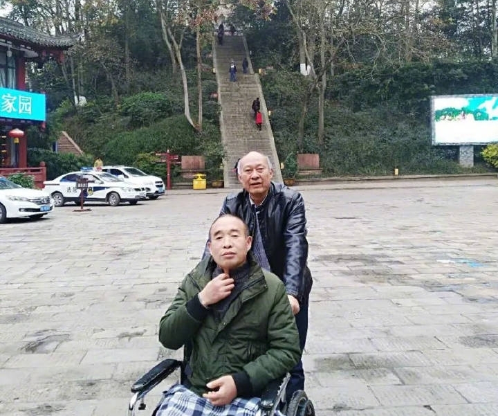 �������|�����ɣ�������Ϊ�ֽ��е���