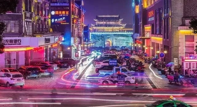 �ں��أ������Ȱ������˶���