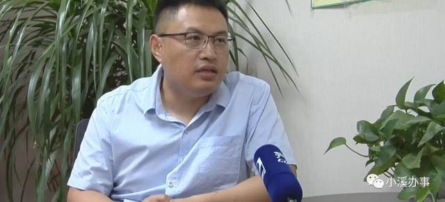 章丘一在建小区钢筋裸露 混凝土一碰就掉!这样的房子谁敢住?