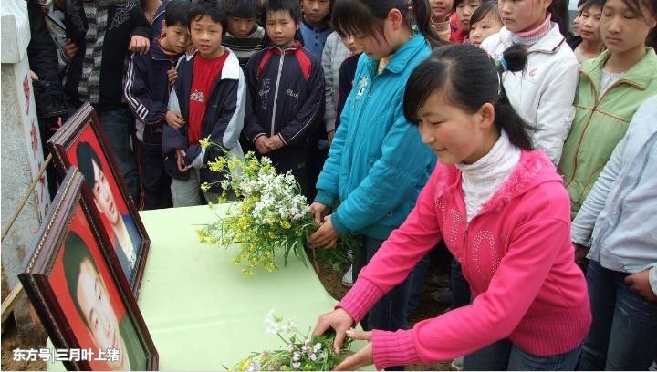 除冰英雄59米高铁塔坠落牺牲,儿子免费入学妻子获高工资工作