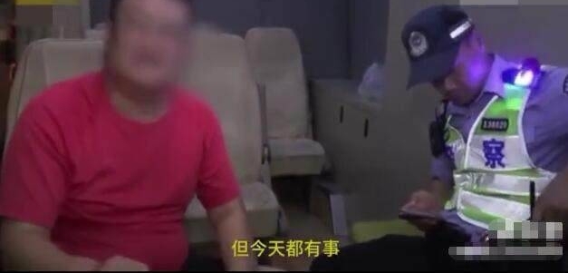 �Ƽݱ��飬��Խ���ѯ������Ц������û�£��ò�飬��ǹ��ǹ�С�