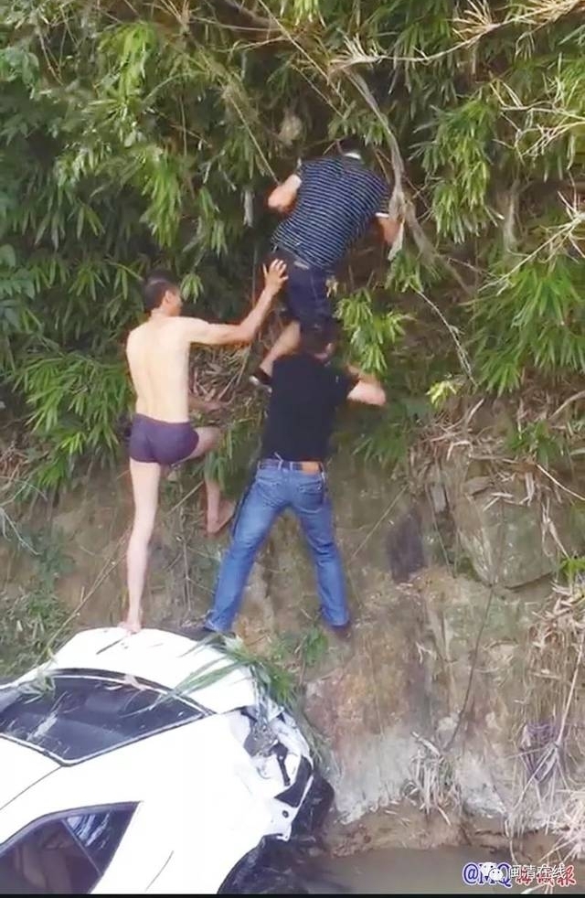 ����4����Ӣ�۸硱����ˮ�������¾�3�ˣ�