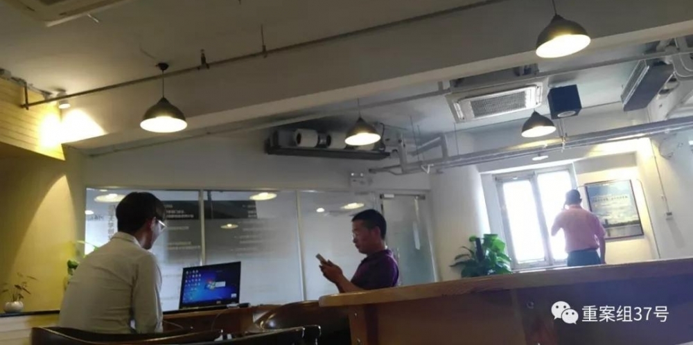 ���ɱ����粩�ʵ���:�����н�ֹͣ��Ƹ ����ѯ��