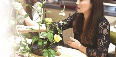 �С��顱�С��ա�����Ϧ Ů���ߡ����ɡ���������