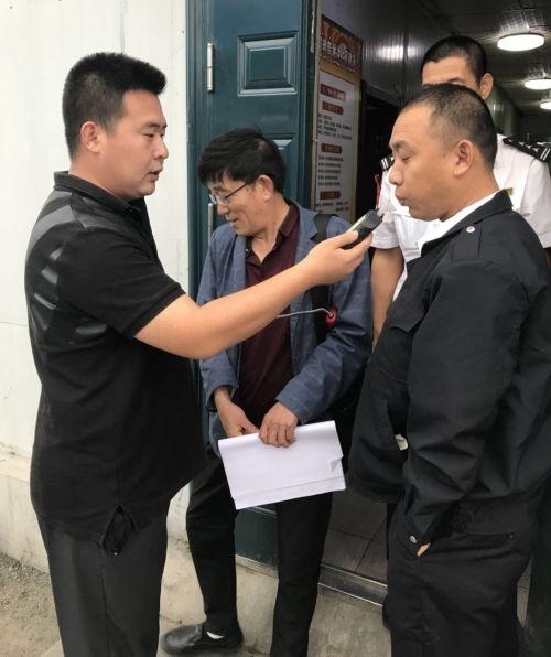 ��������2·�����䱸�ƾ������� ˾������ǰ��һ�� ��ҹ�ƻᡰ¶�ڡ�